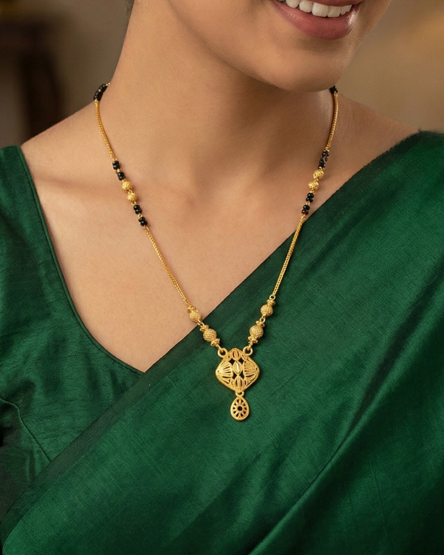 Forming Short Mangalsutra