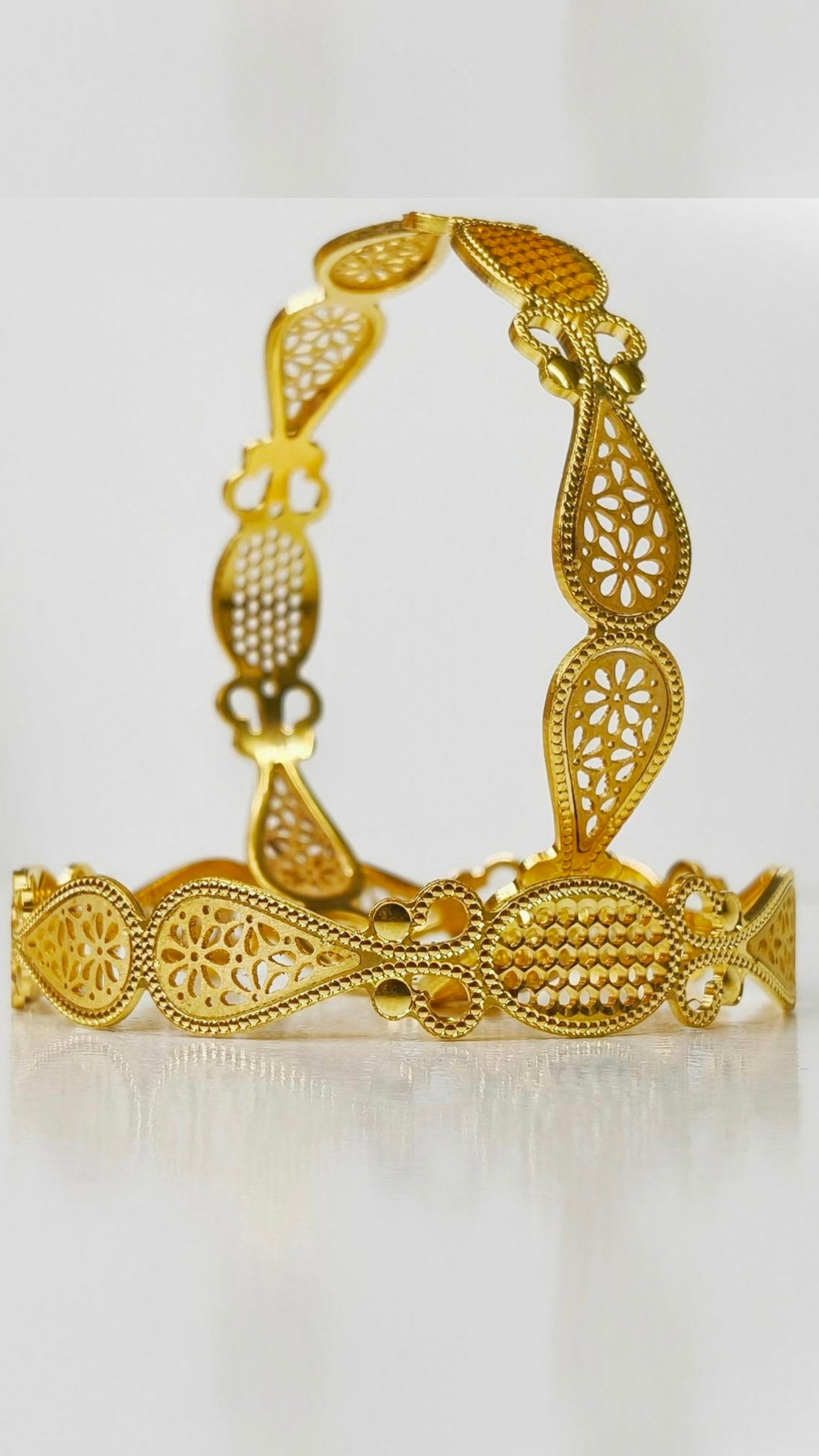 Forming 2 pc’s Bangles