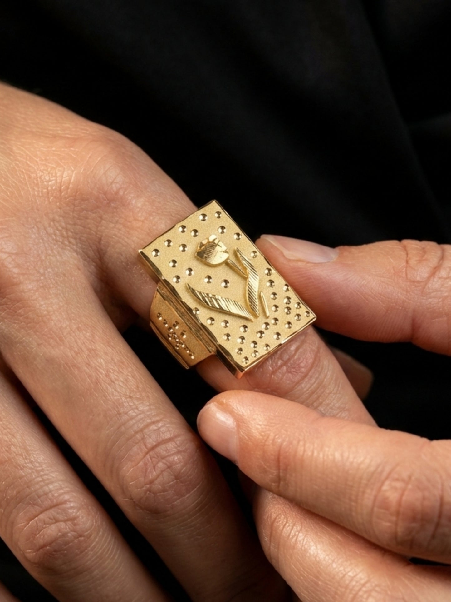 FORMING MENS RING