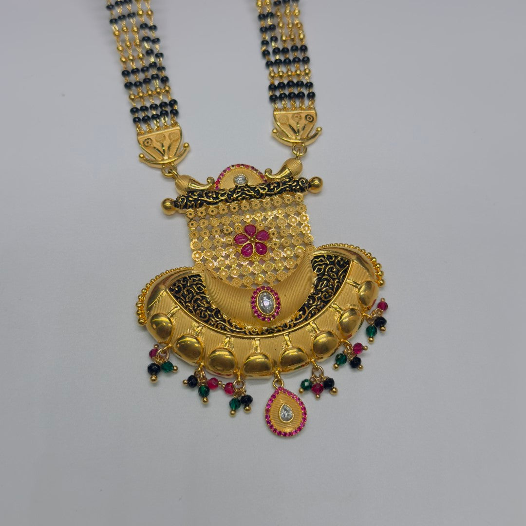 Forming Long Mangalsutra