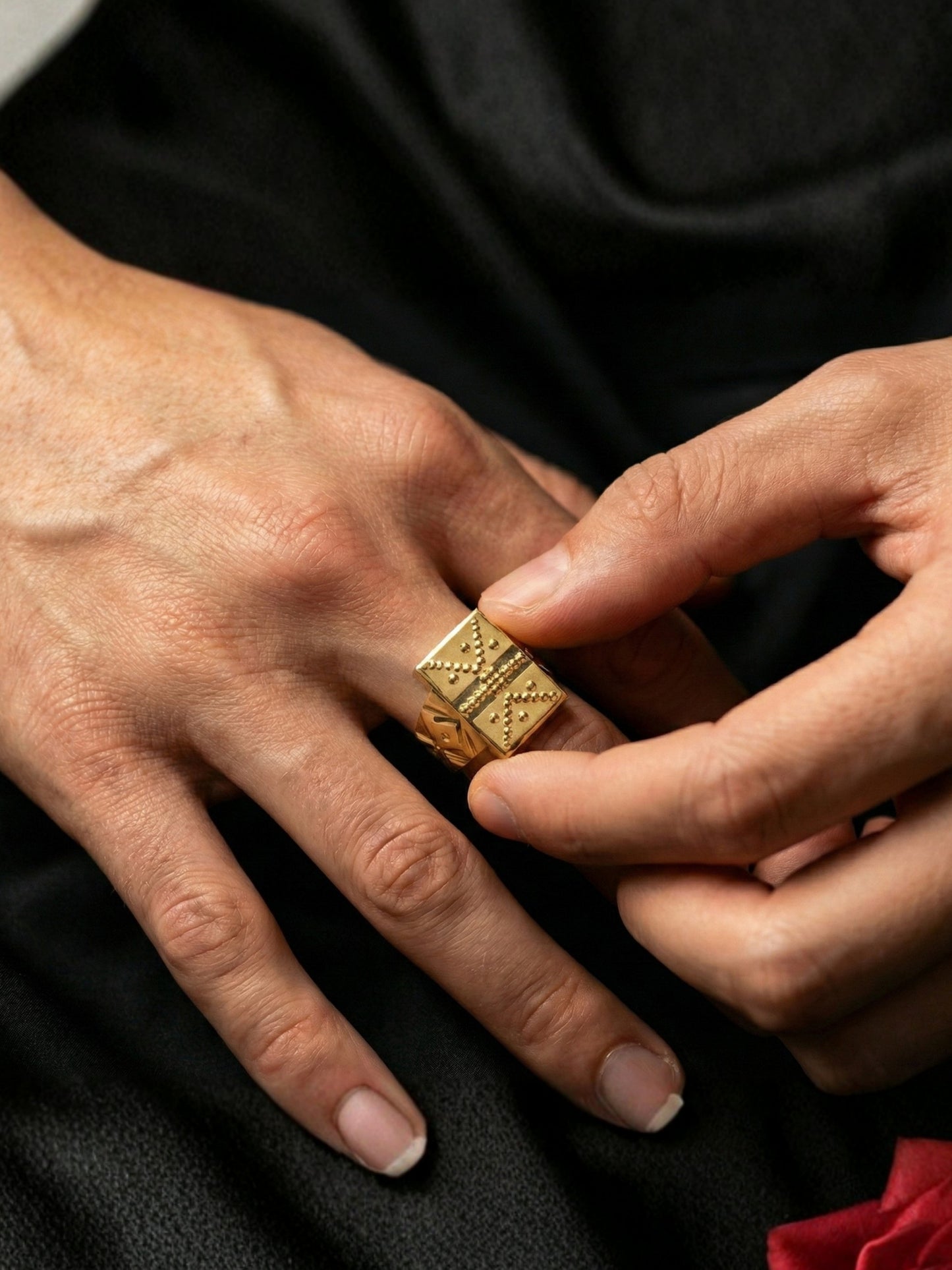 FORMING MENS RING