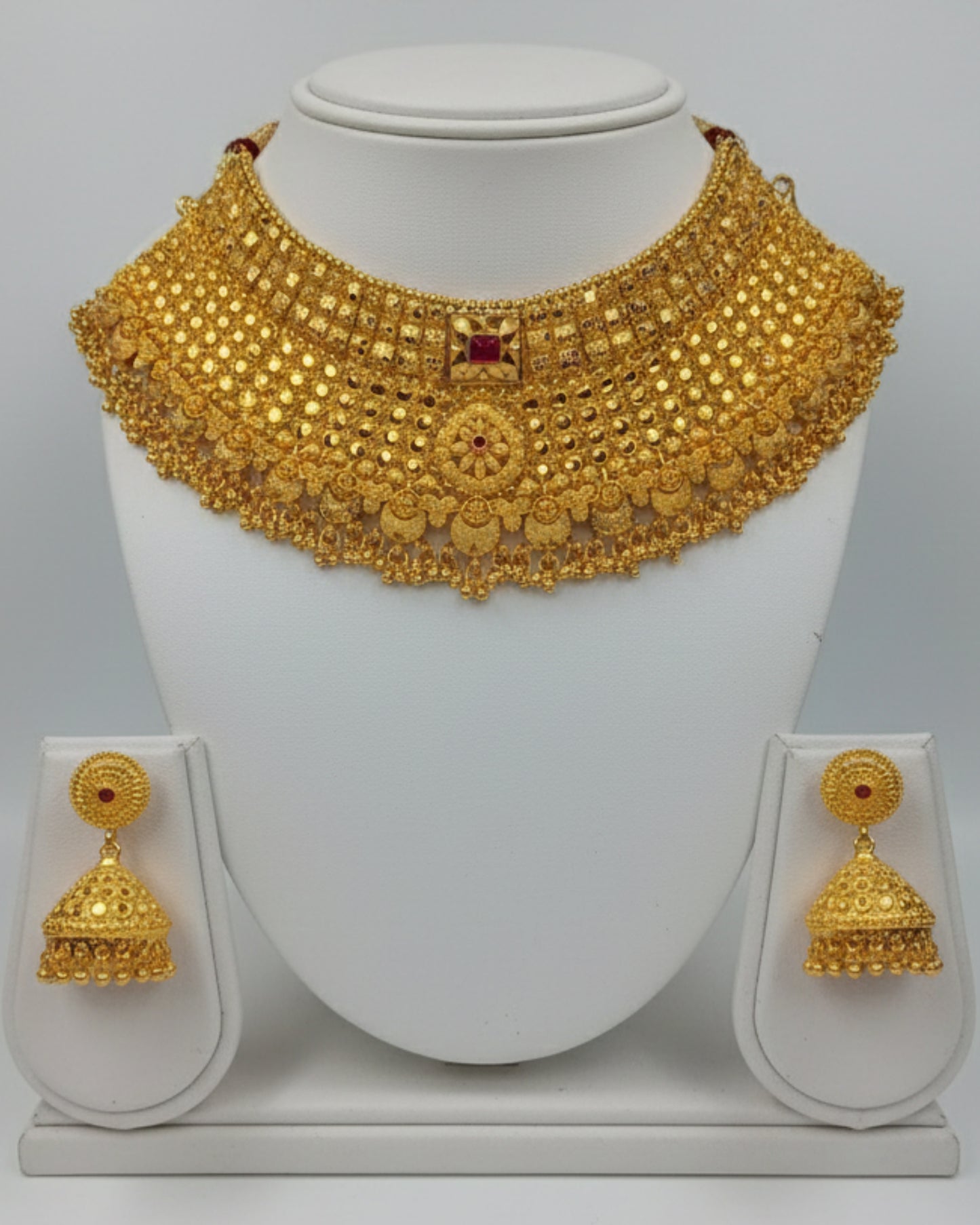 Forming Necklace
