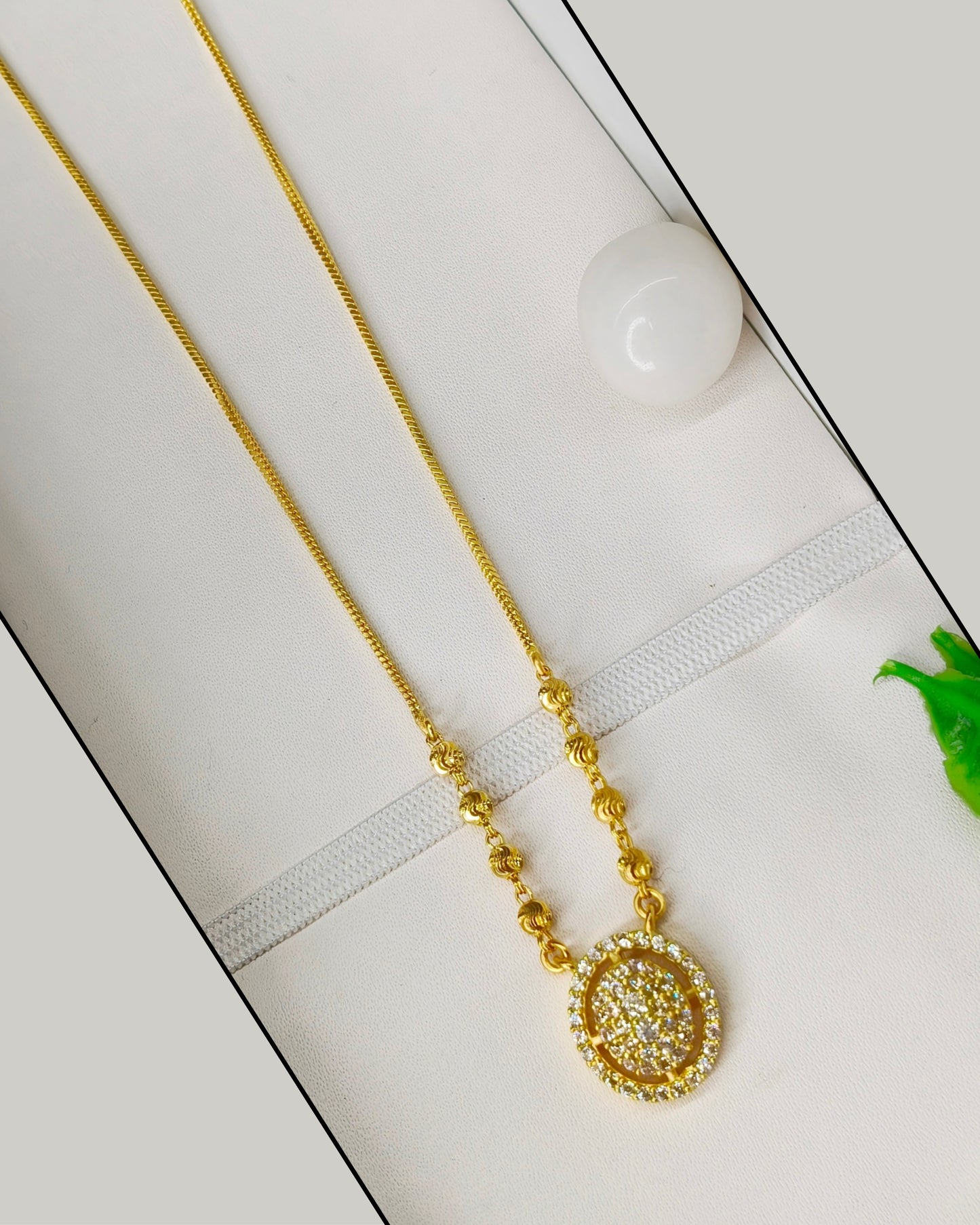Forming Short Mangalsutra