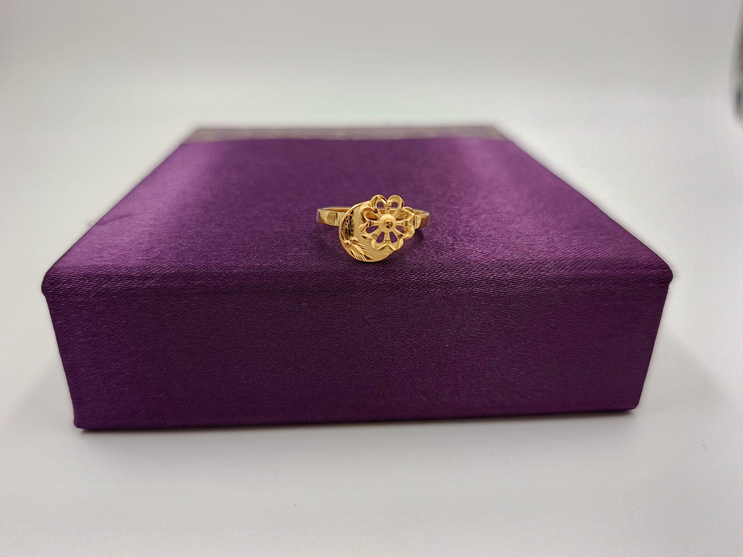 Women's Ring