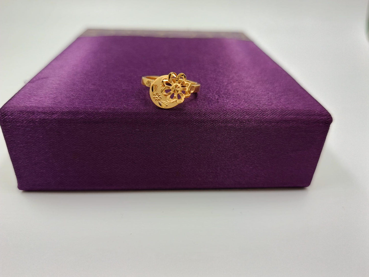Women's Ring