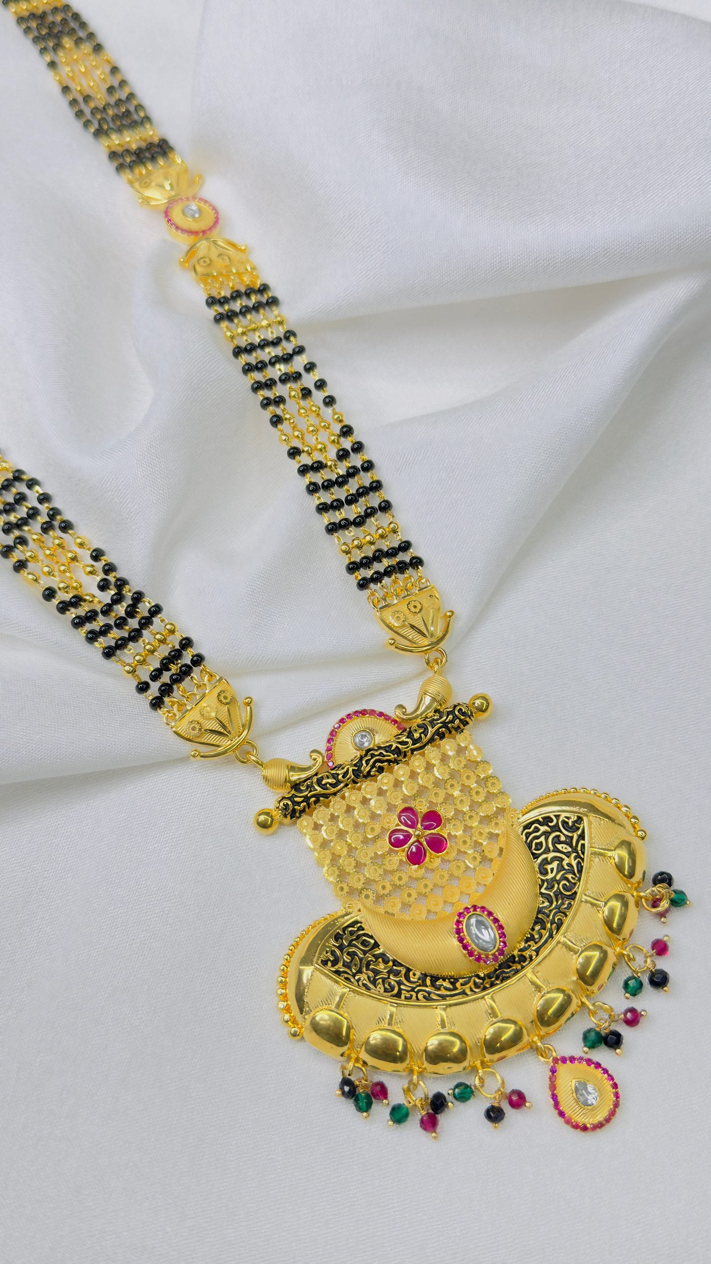 Forming Long Mangalsutra