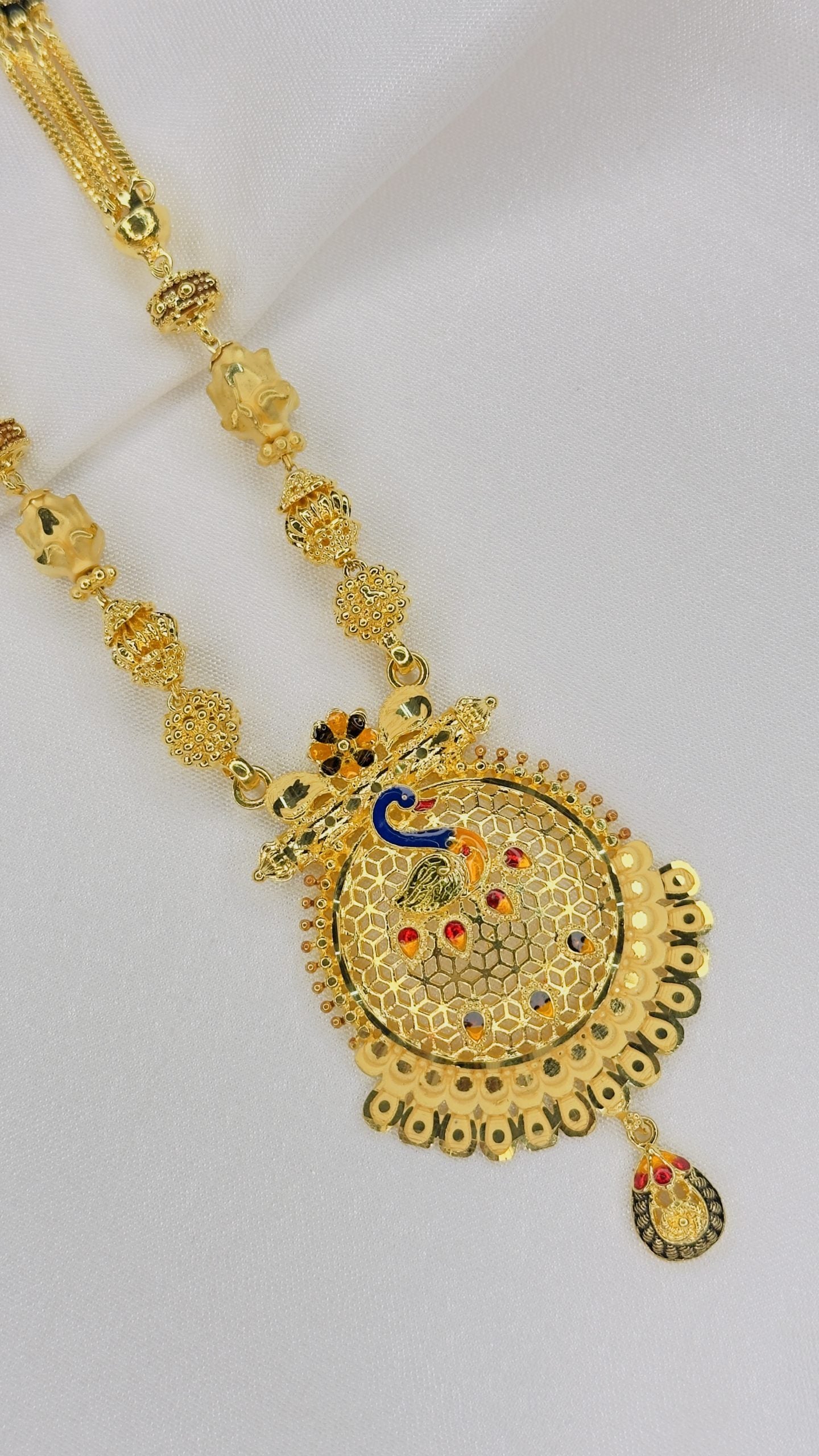 Forming Long Mangalsutra