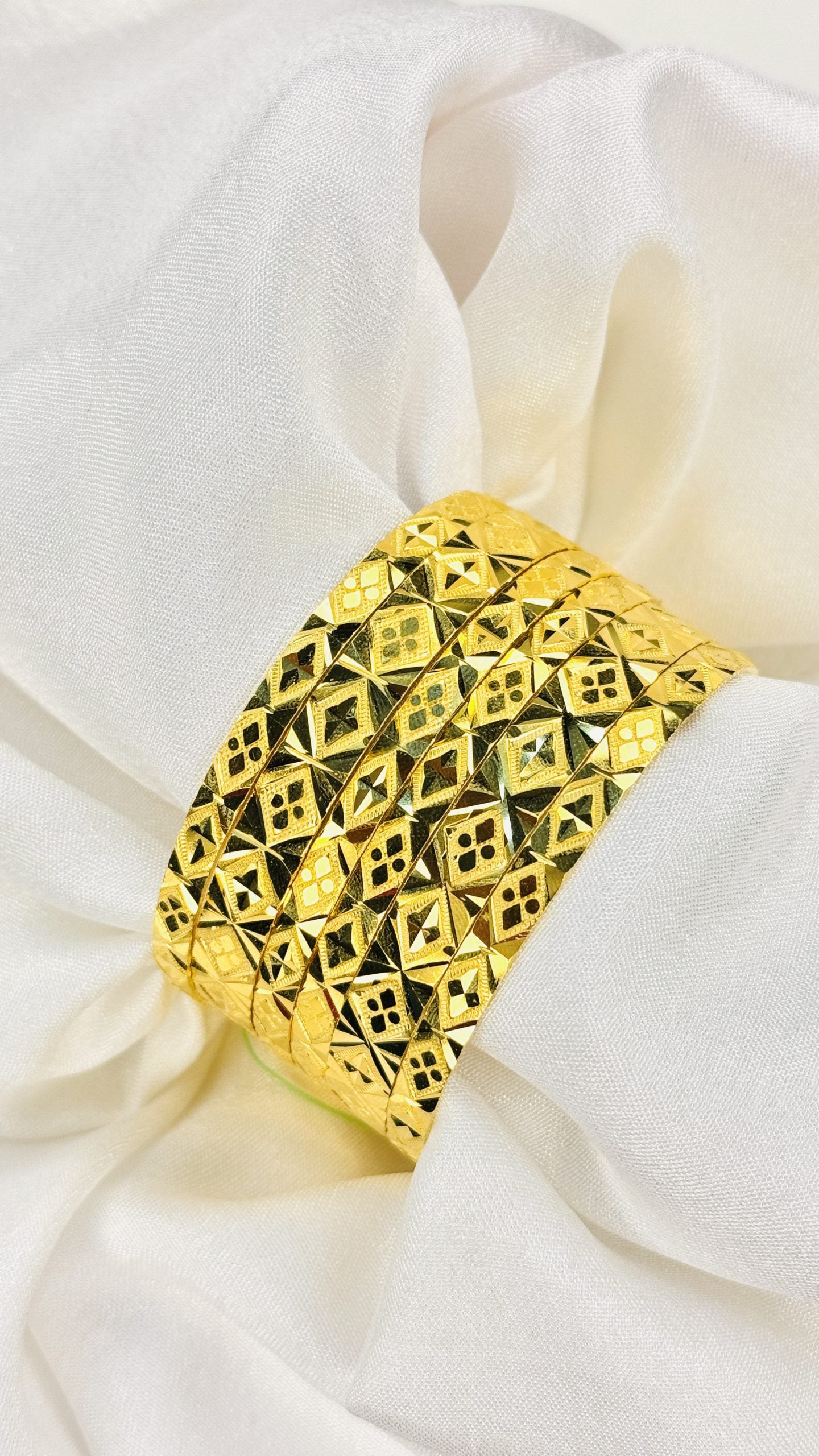 Forming 6 pcs bangles