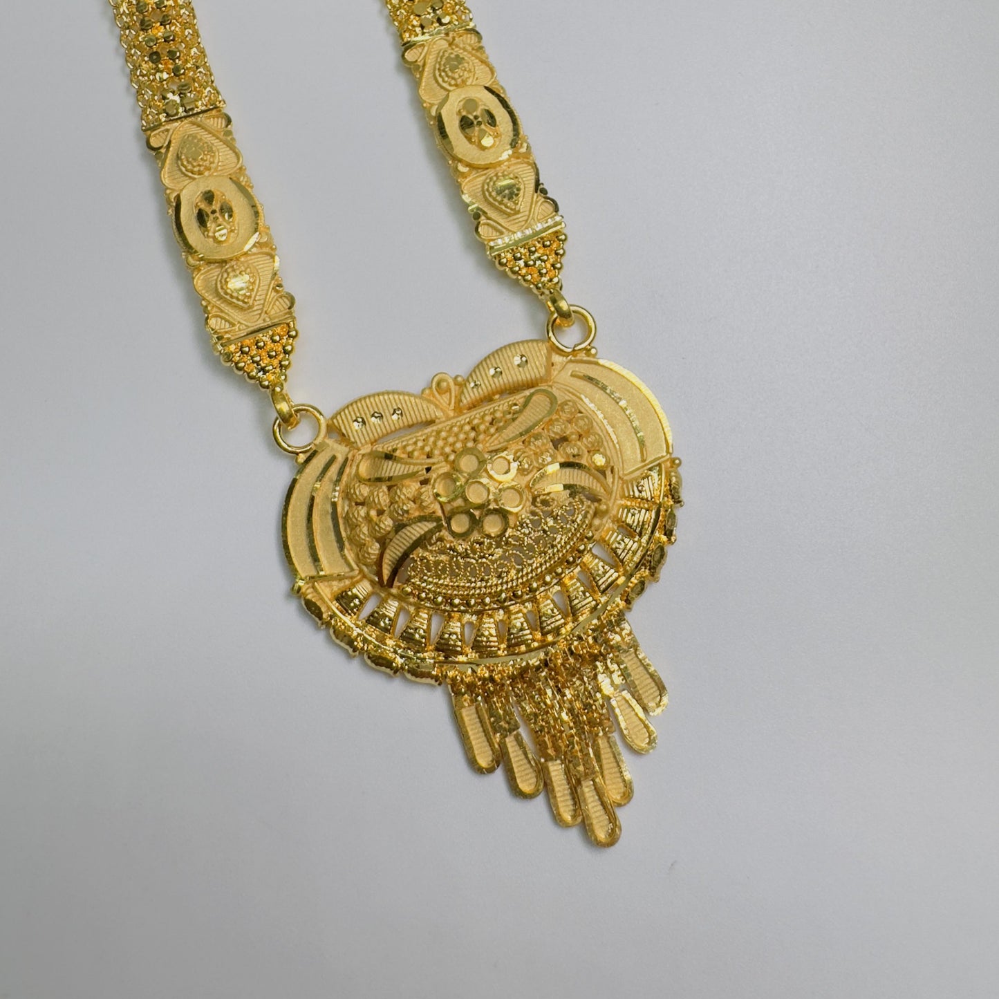 Forming Long Mangalsutra