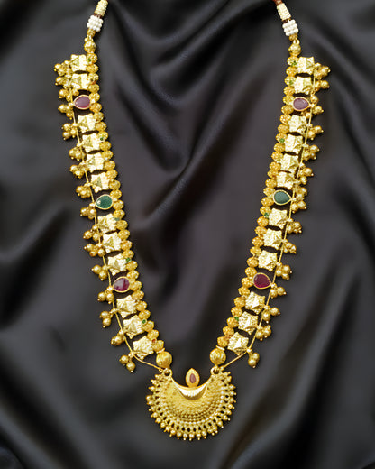 Kolhapuri Saaj