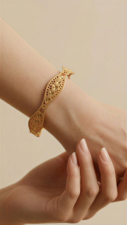Forming 2 pc’s Bangles
