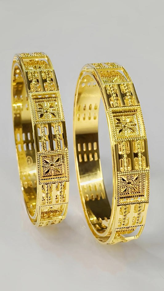 Forming 2 pc’s Bangles