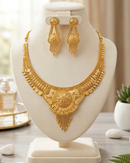Forming Necklace