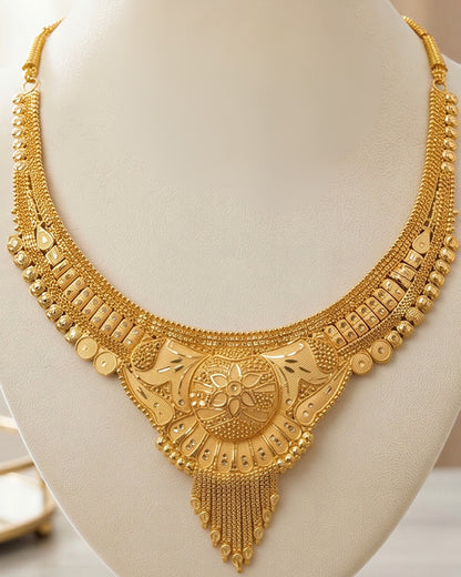 Forming Necklace