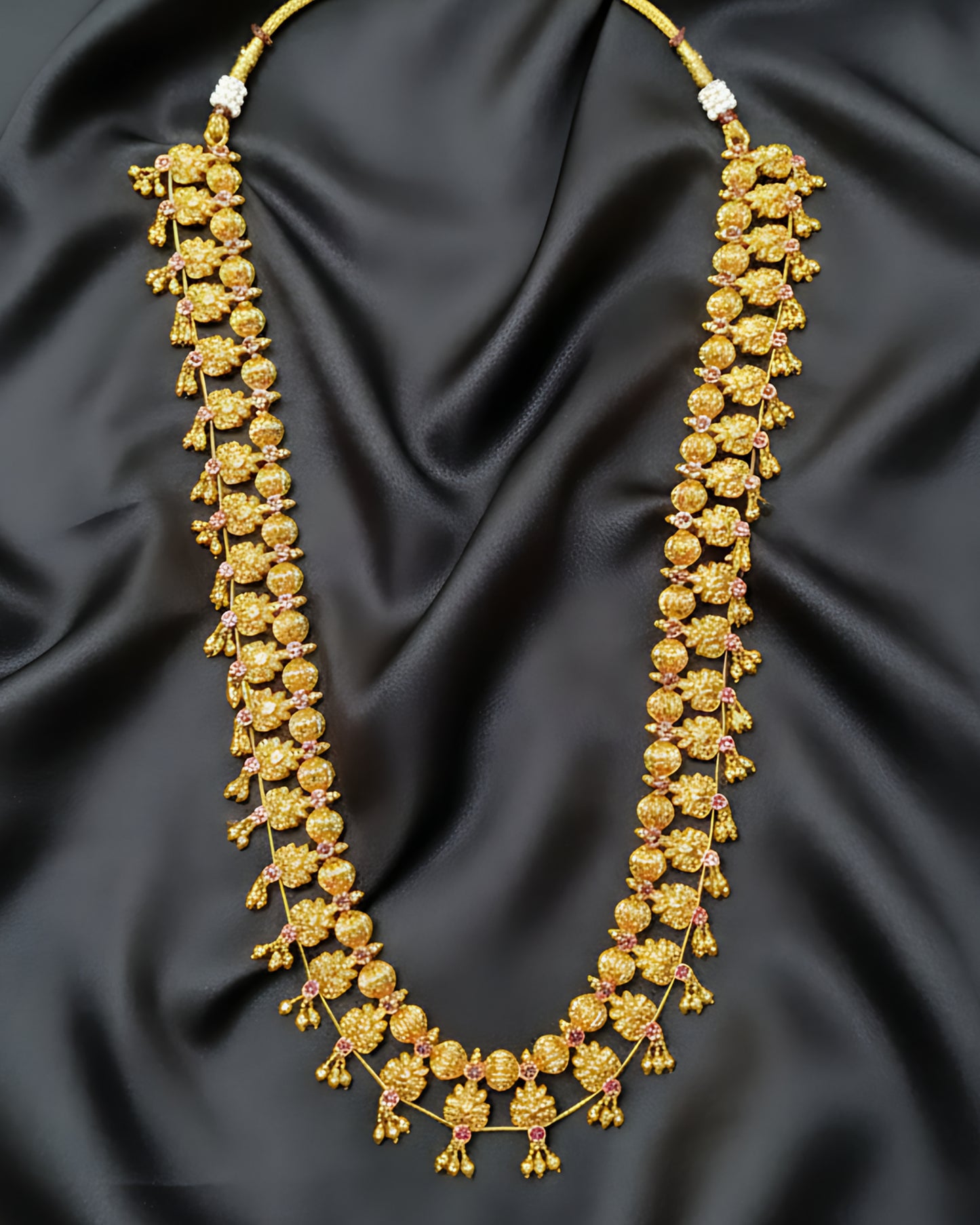 Kolhapuri Saaj