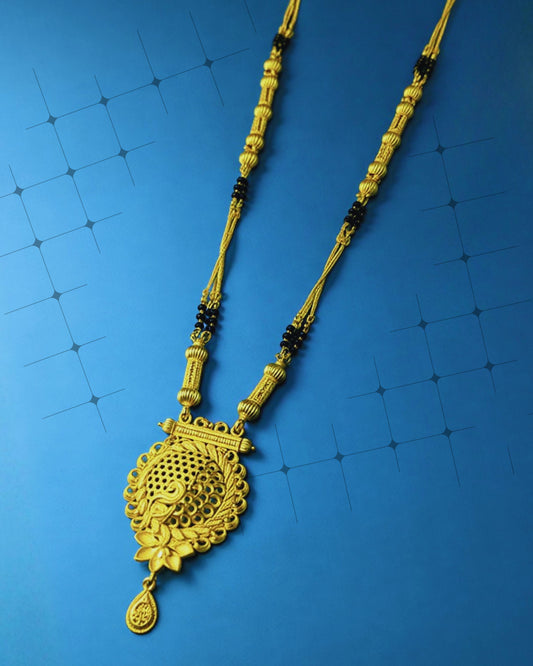 Forming Damru Mangalsutra