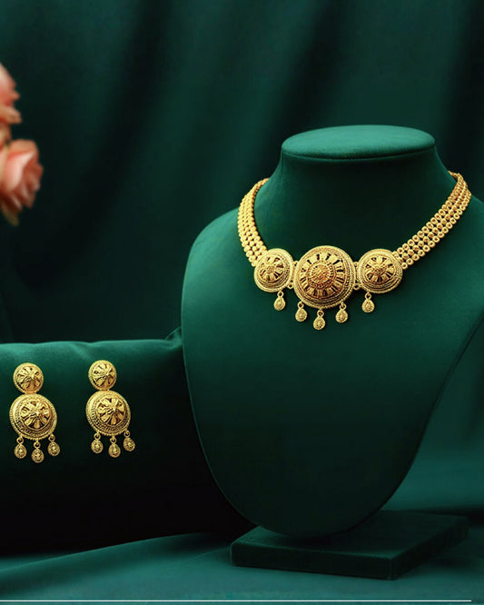 Forming Necklace