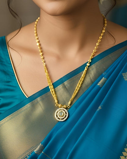 Forming Short Mangalsutra