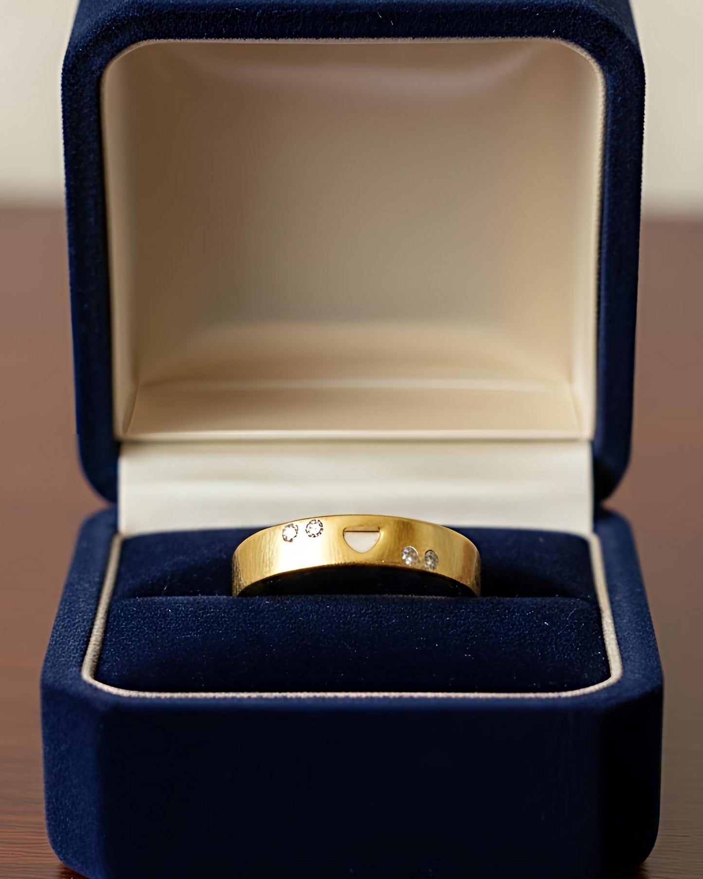 Women's Ring