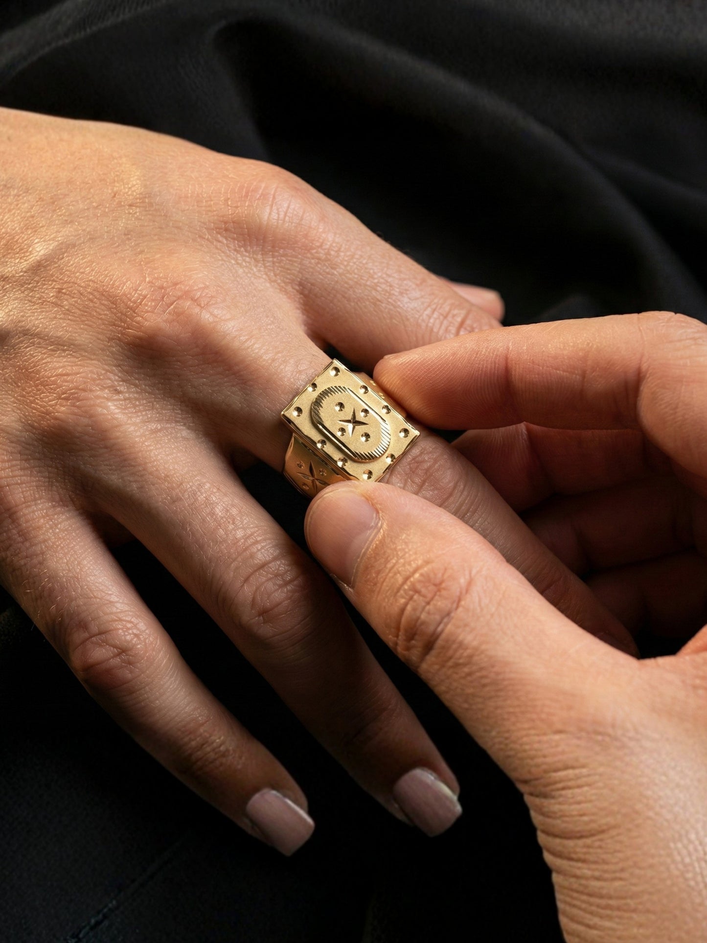 FORMING MENS RING