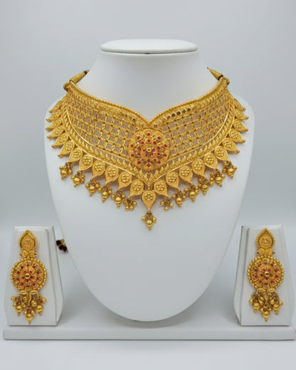 Forming Necklace
