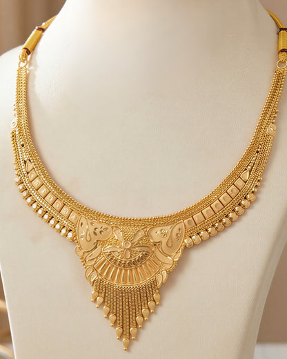 Forming Necklace