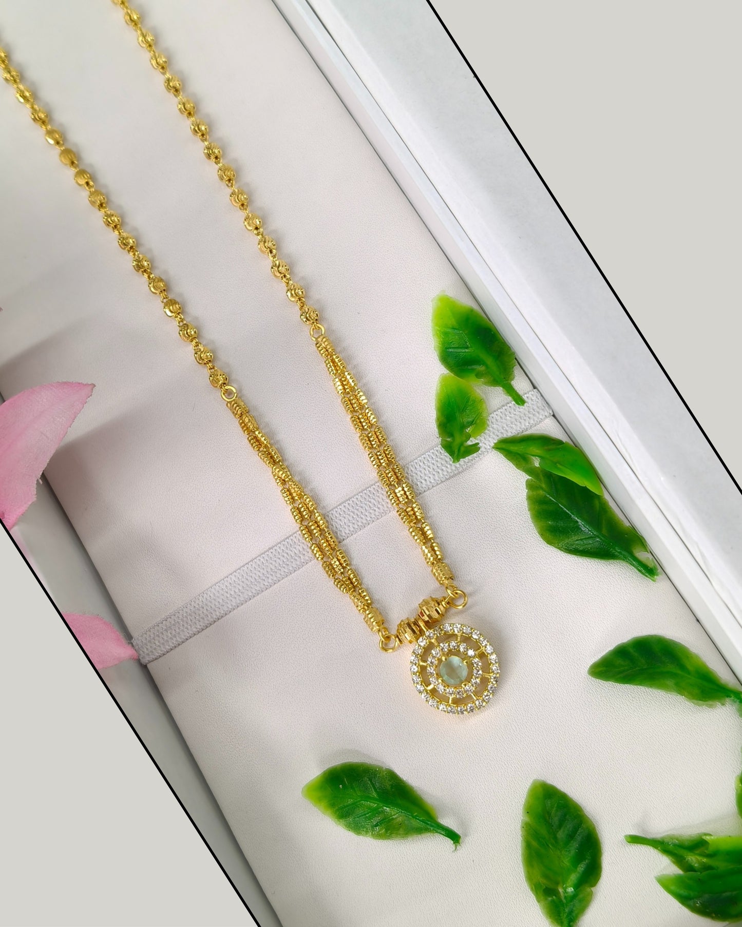 Forming Short Mangalsutra