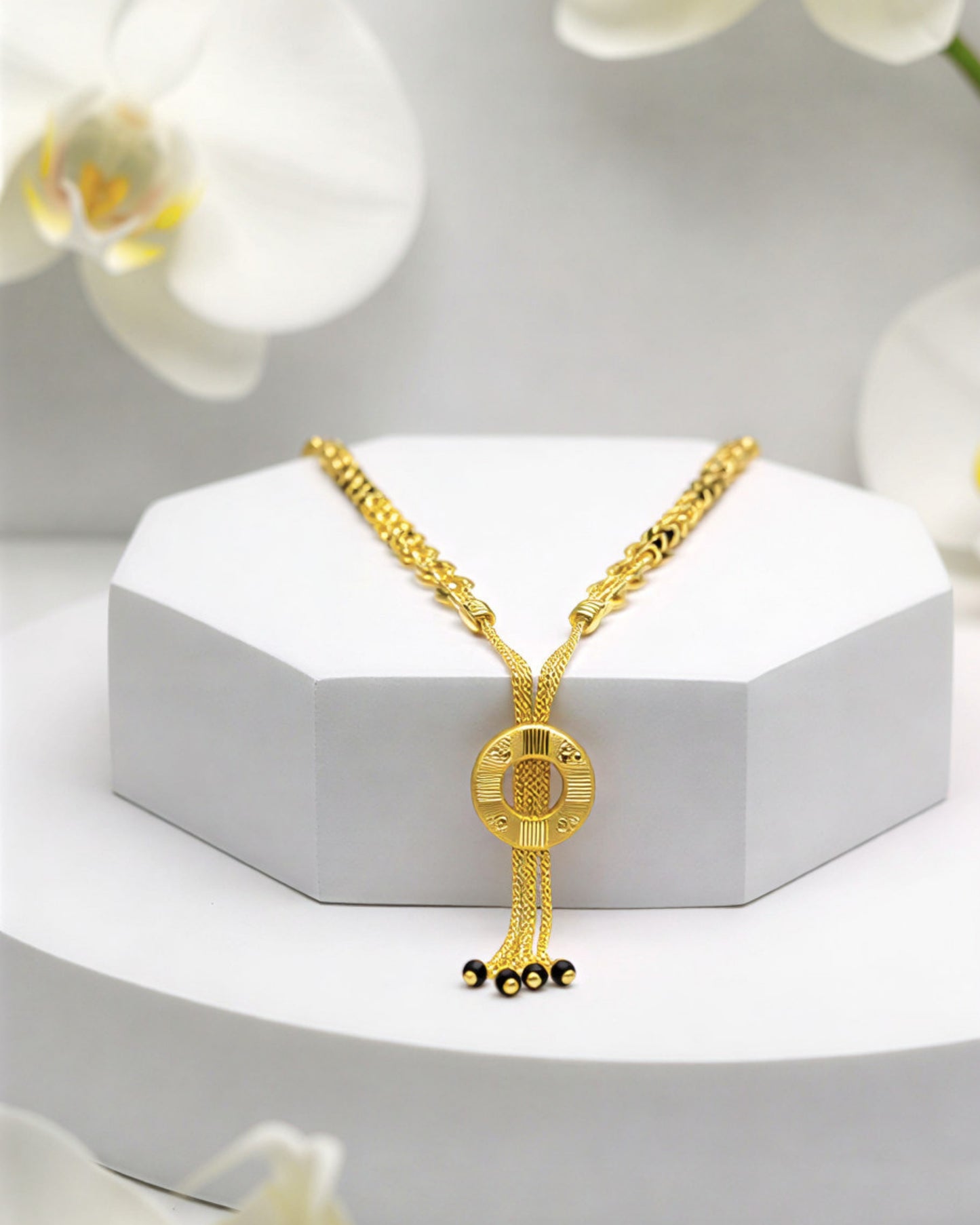 Forming Short Mangalsutra
