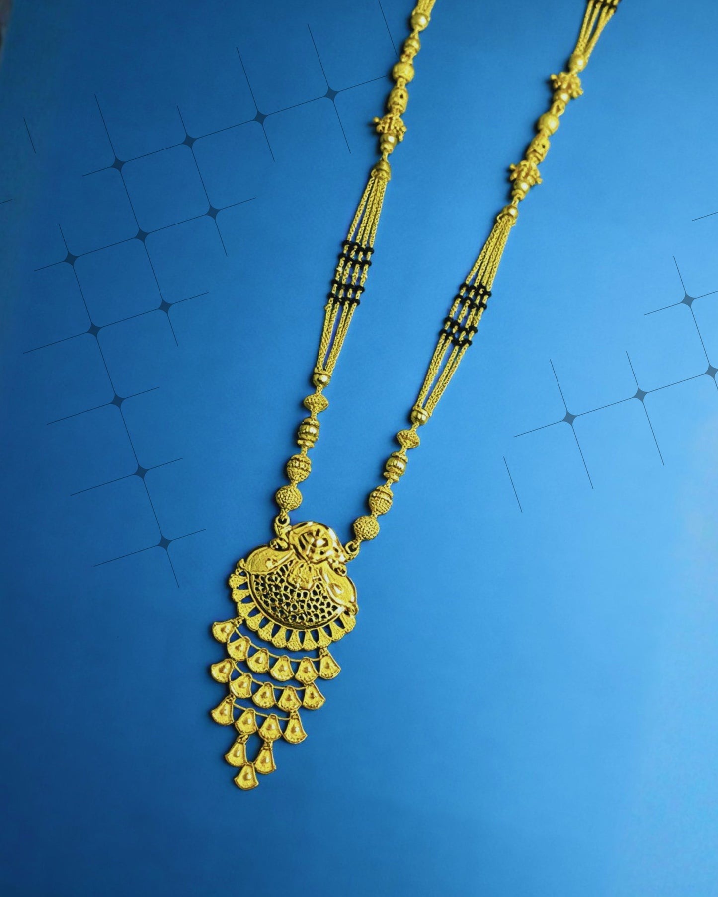 Forming Damru Mangalsutra