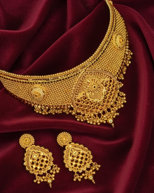 Forming Necklace