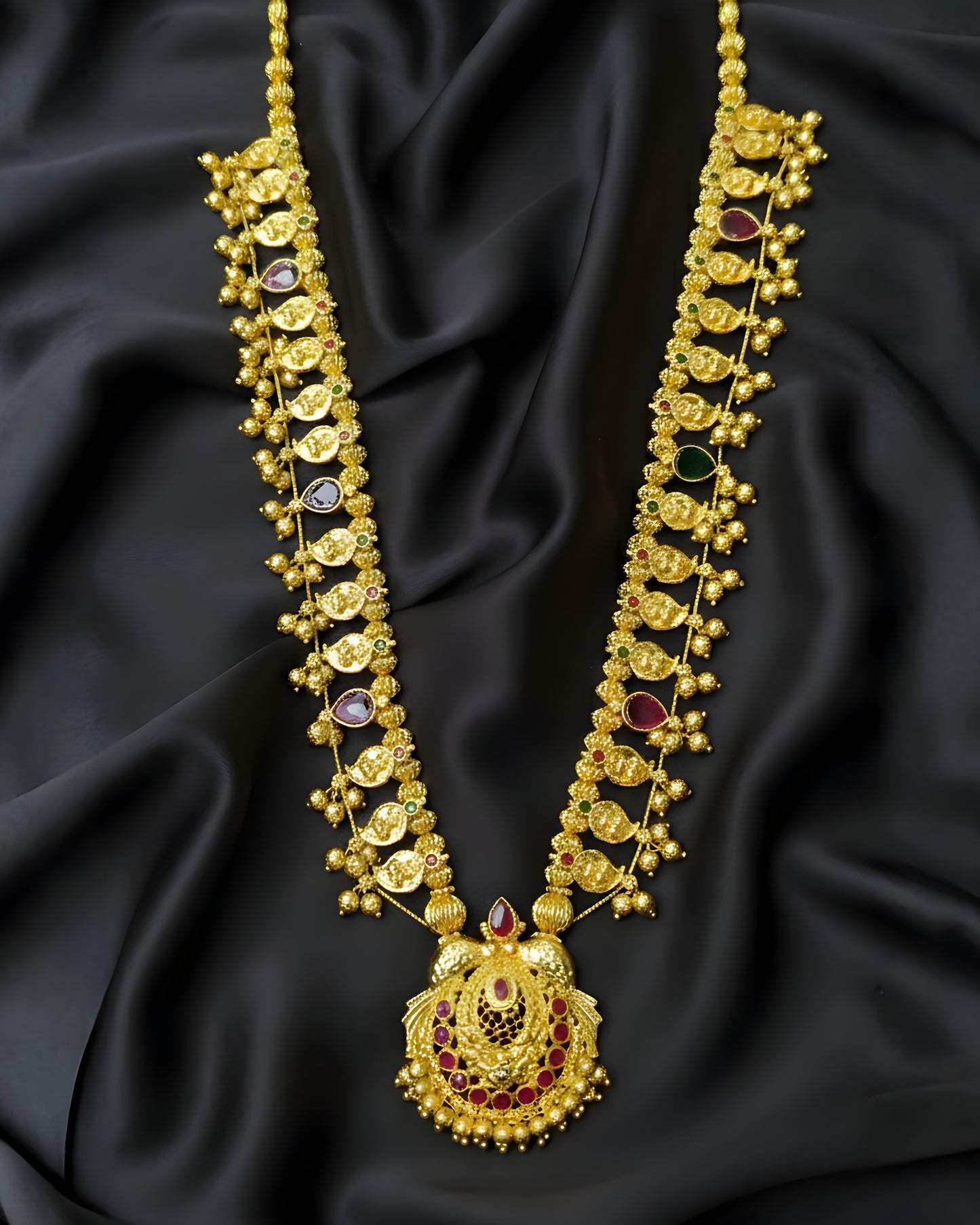 Kolhapuri Saaj