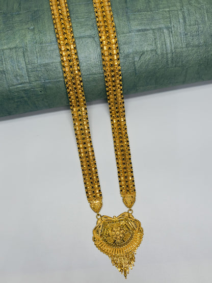 Forming Long Mangalsutra