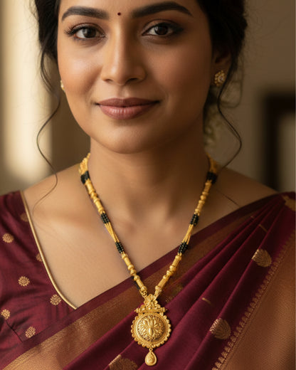Forming Damru Mangalsutra