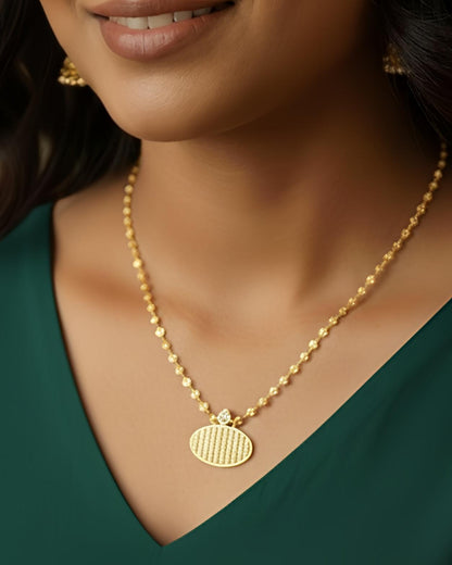 Forming Short Mangalsutra