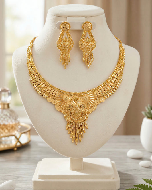 Forming Necklace