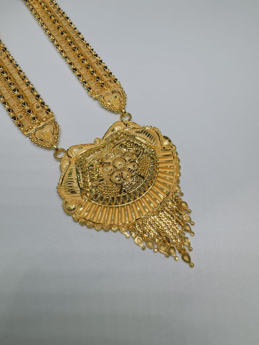 Forming Long Mangalsutra