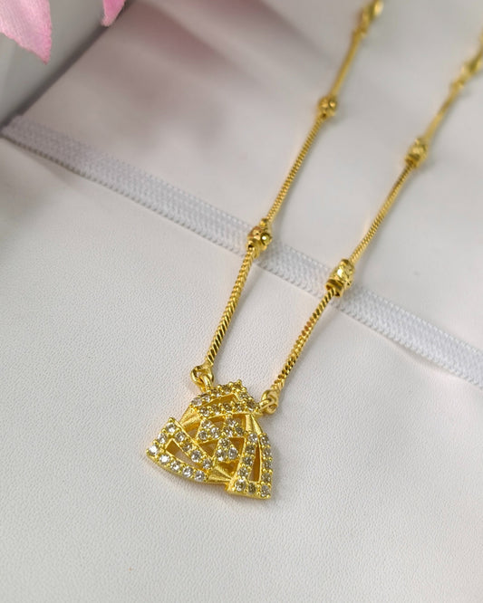 Forming Short Mangalsutra