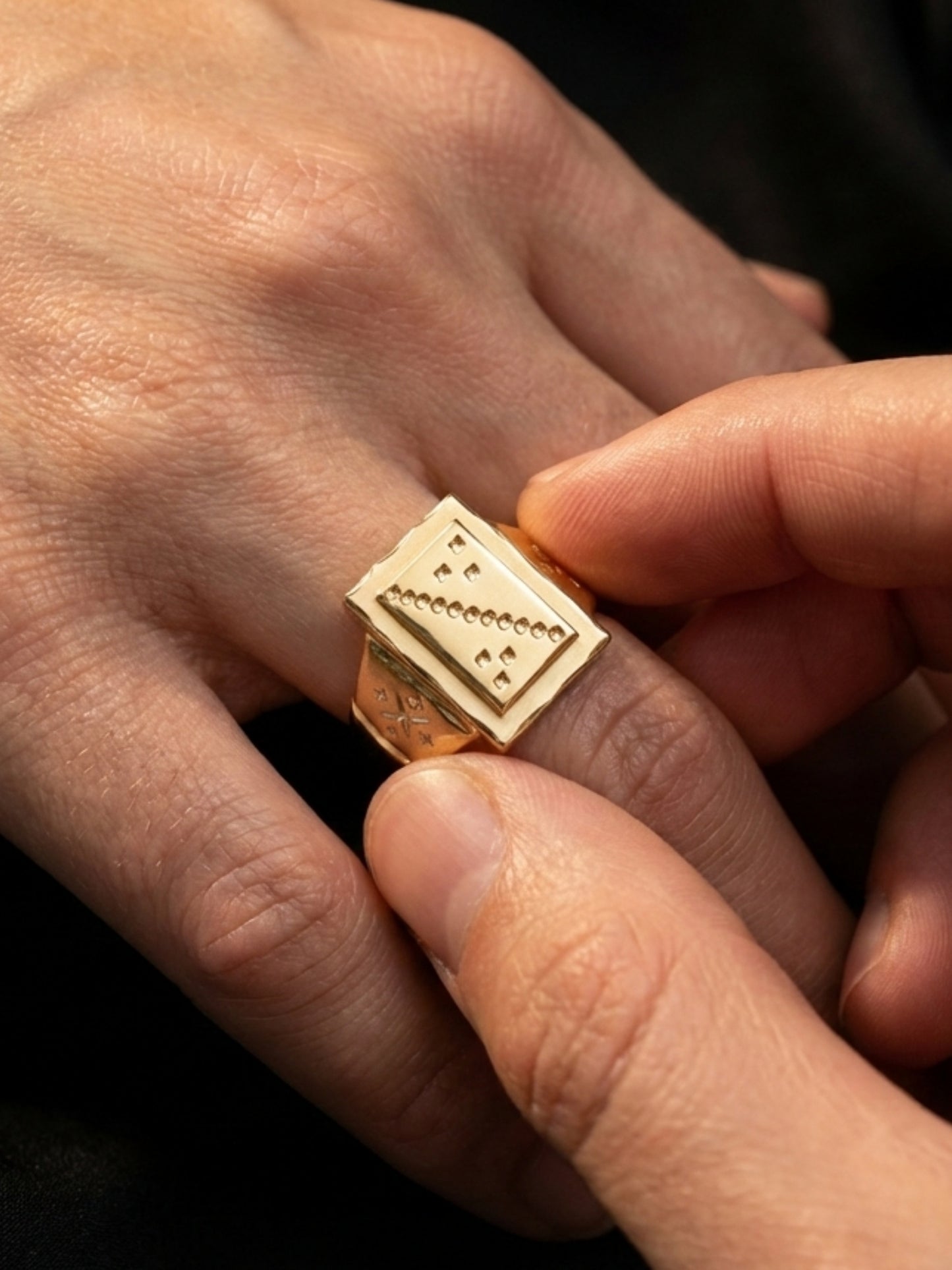 FORMING MENS RING