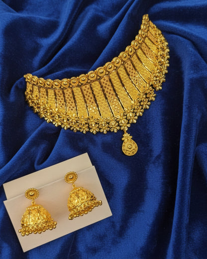 Forming Necklace
