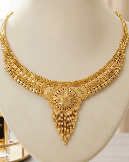 Forming Necklace