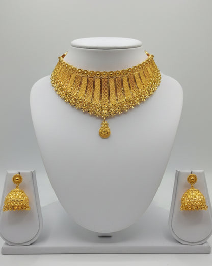 Forming Necklace