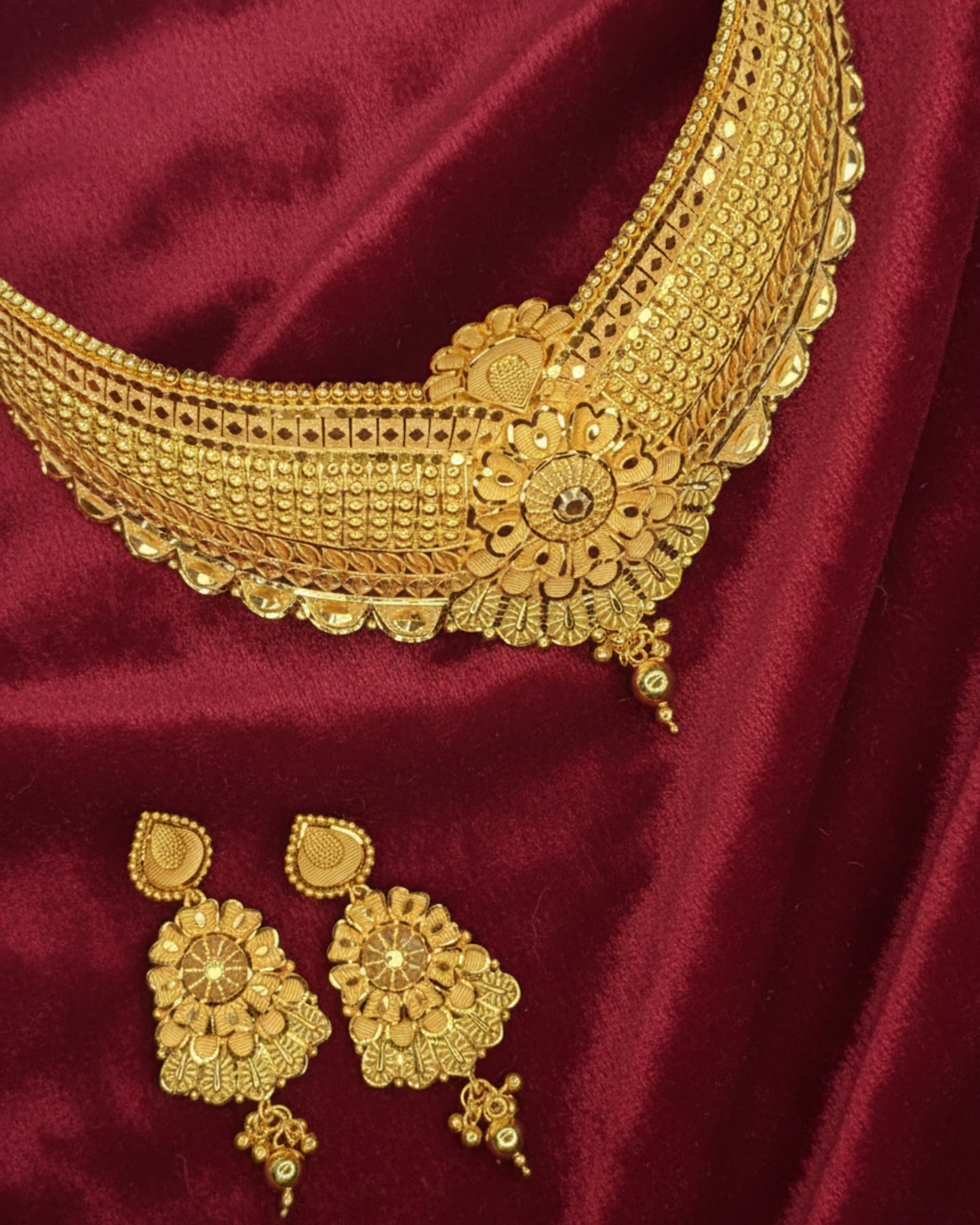 Forming Necklace