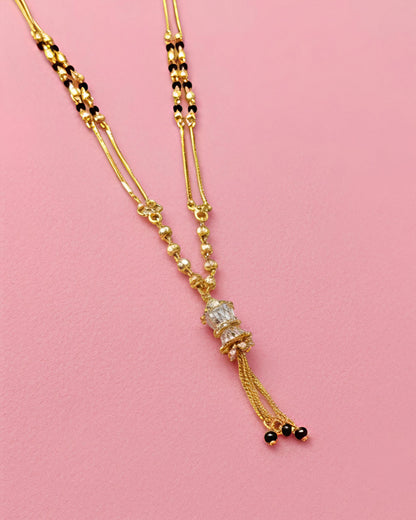 Forming Short Mangalsutra