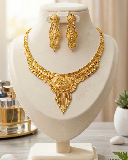 Forming Necklace