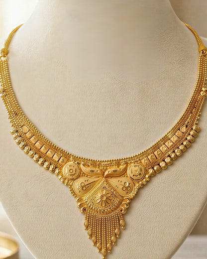 Forming Necklace