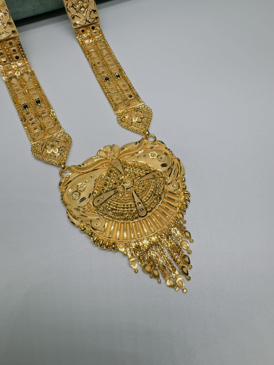 Forming Long Mangalsutra