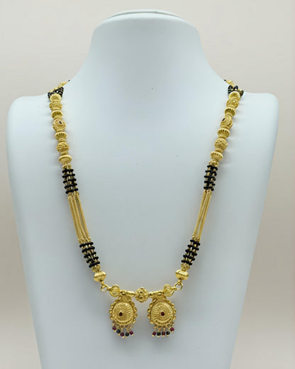 Forming Long Mangalsutra