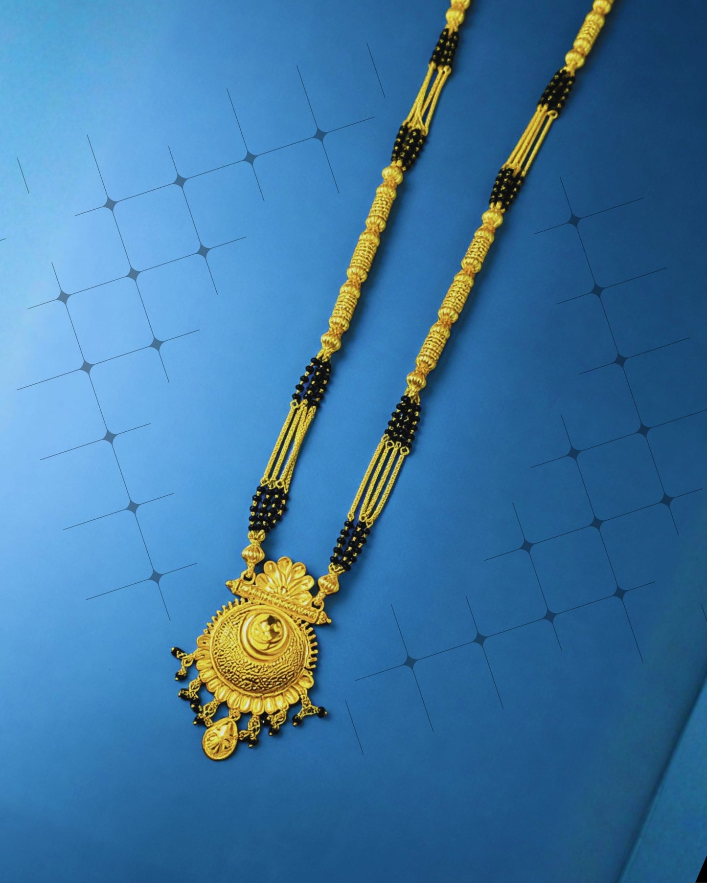 Forming Damru Mangalsutra