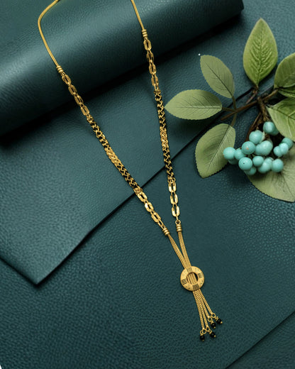 Forming Short Mangalsutra