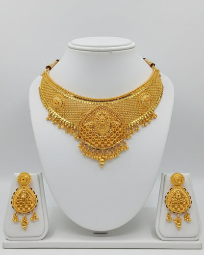 Forming Necklace